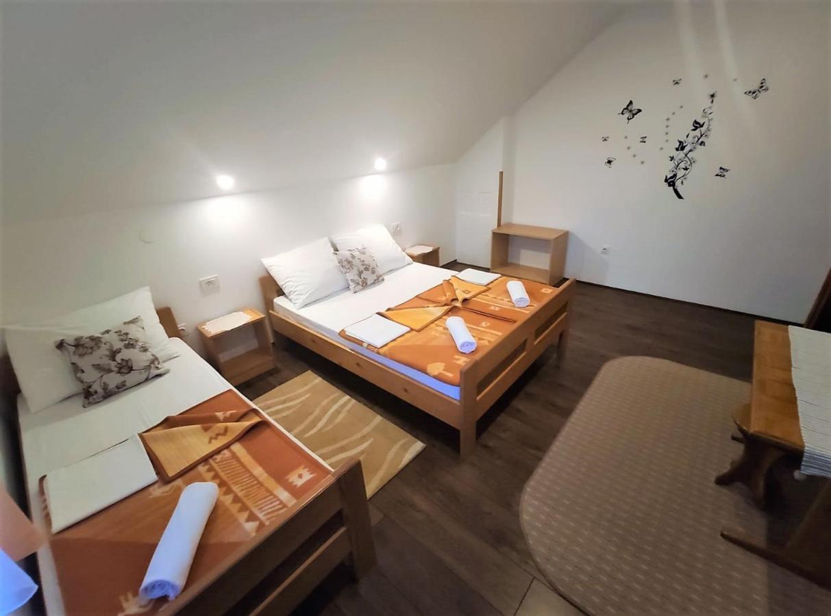 House Pavlic Hotel Grabovac  Exterior foto