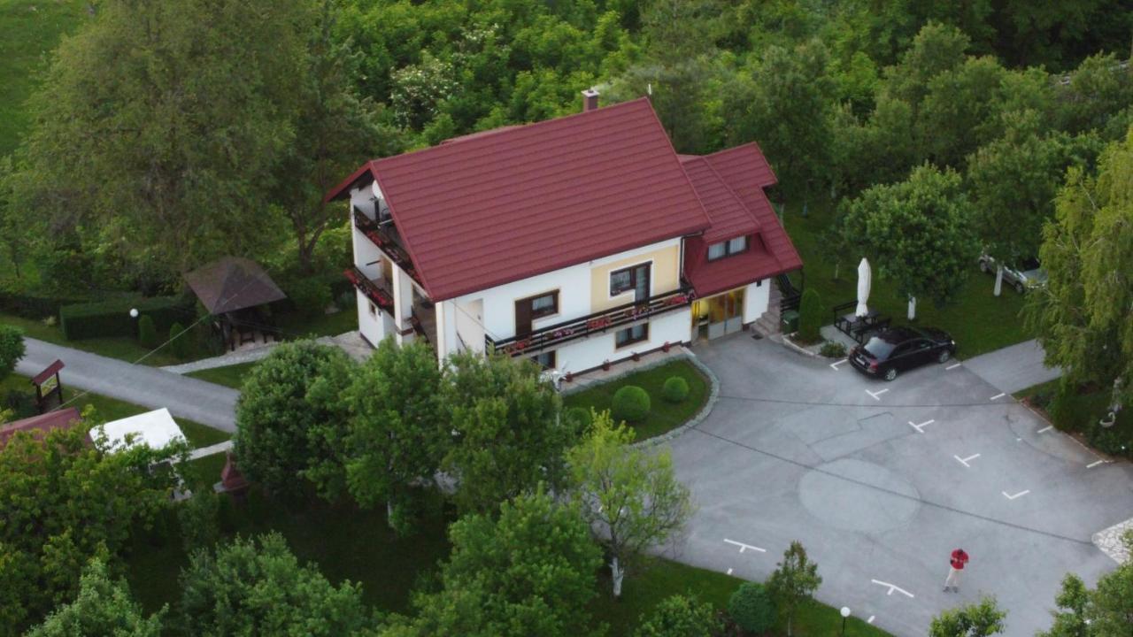 House Pavlic Hotel Grabovac  Exterior foto