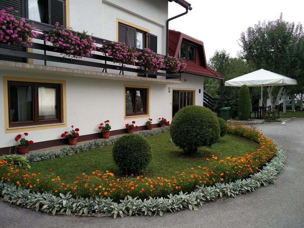 House Pavlic Hotel Grabovac  Exterior foto